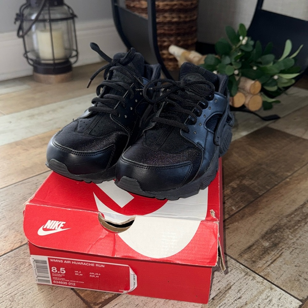 Women’s Air Huarache Run